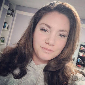 Meet your Posher, Ari